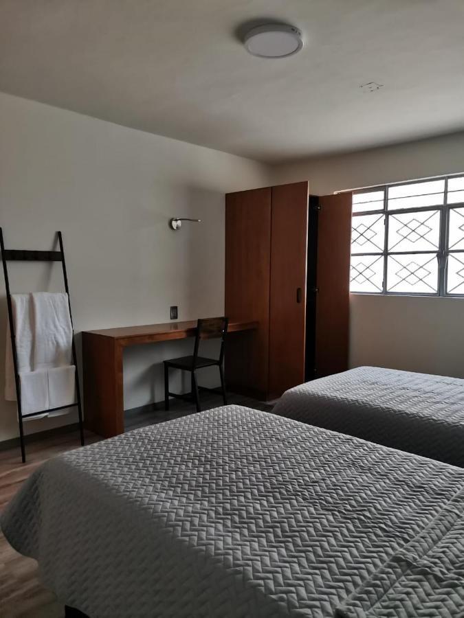 El Salto De Camela Hostal Uruapan  외부 사진