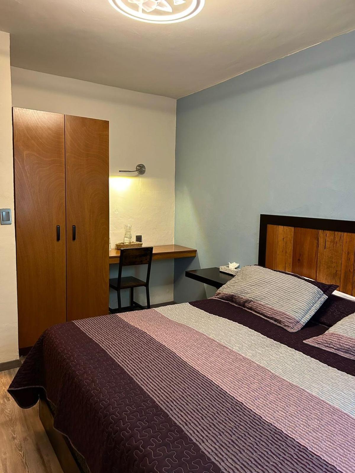 El Salto De Camela Hostal Uruapan  외부 사진
